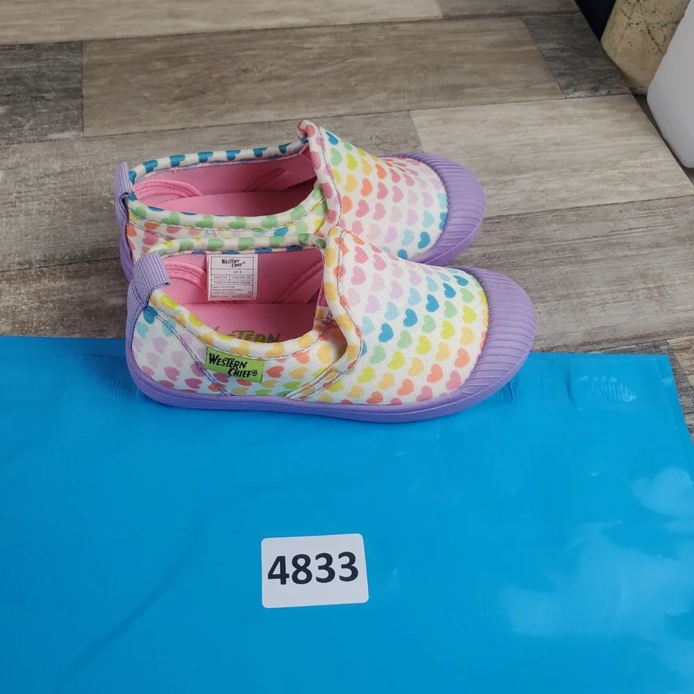 Western Chief Puddle Girls Shoes Sz 8 White Multi Heart Print Slip‎ On Sneakers